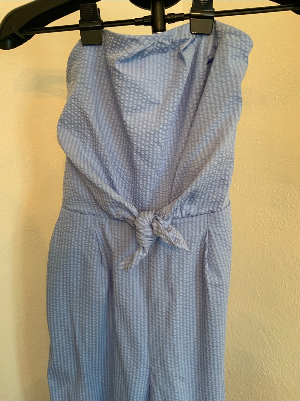 Vineyard Vines Light Blue Strapless Seersucker Jumpsuit with Front Tie - Picture 2 of 7